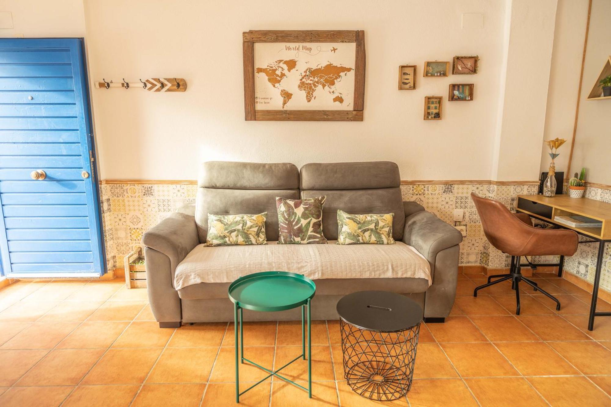 Cozy House - Beach&parking Apartament *